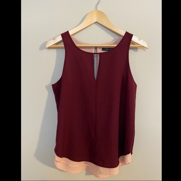 Burgundy chiffon top - Picture 1 of 4